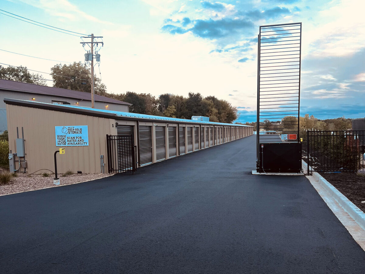 Our facility is fully fenced and gated, equipped with security cameras to ensure the safety of your belongings. With 24-hour access, you can rest easy knowing that your items are protected around the clock. 